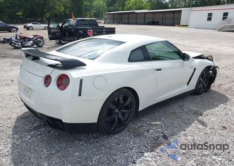 2010 Nissan Gt-R Premium из США, поврежденный, VIN JN1AR5EF7AM230040